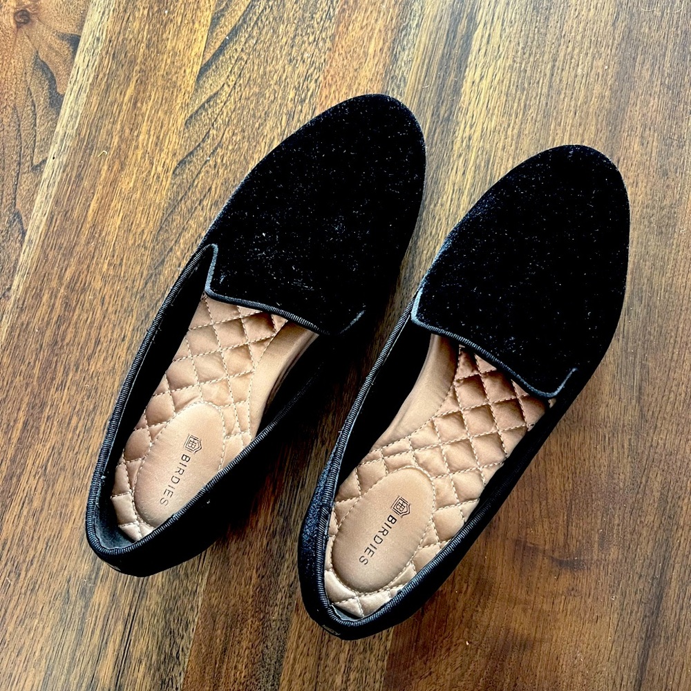 Birdies Black Velvet Slides; “The Starling”